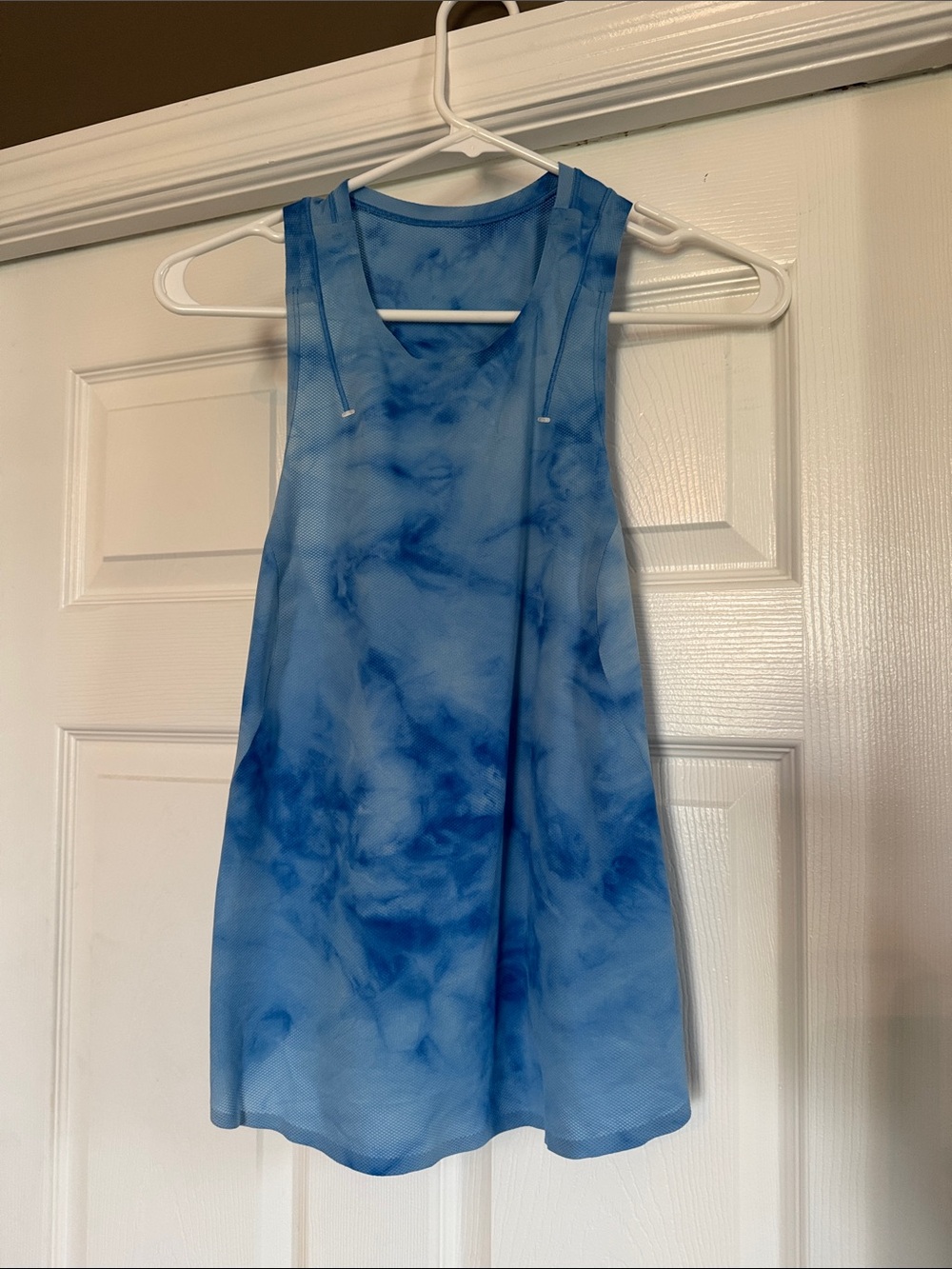 lululemon athletica Blue Tie-Dye Racerback Tank Top